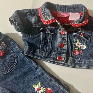 Baby girl outfit size 12 months